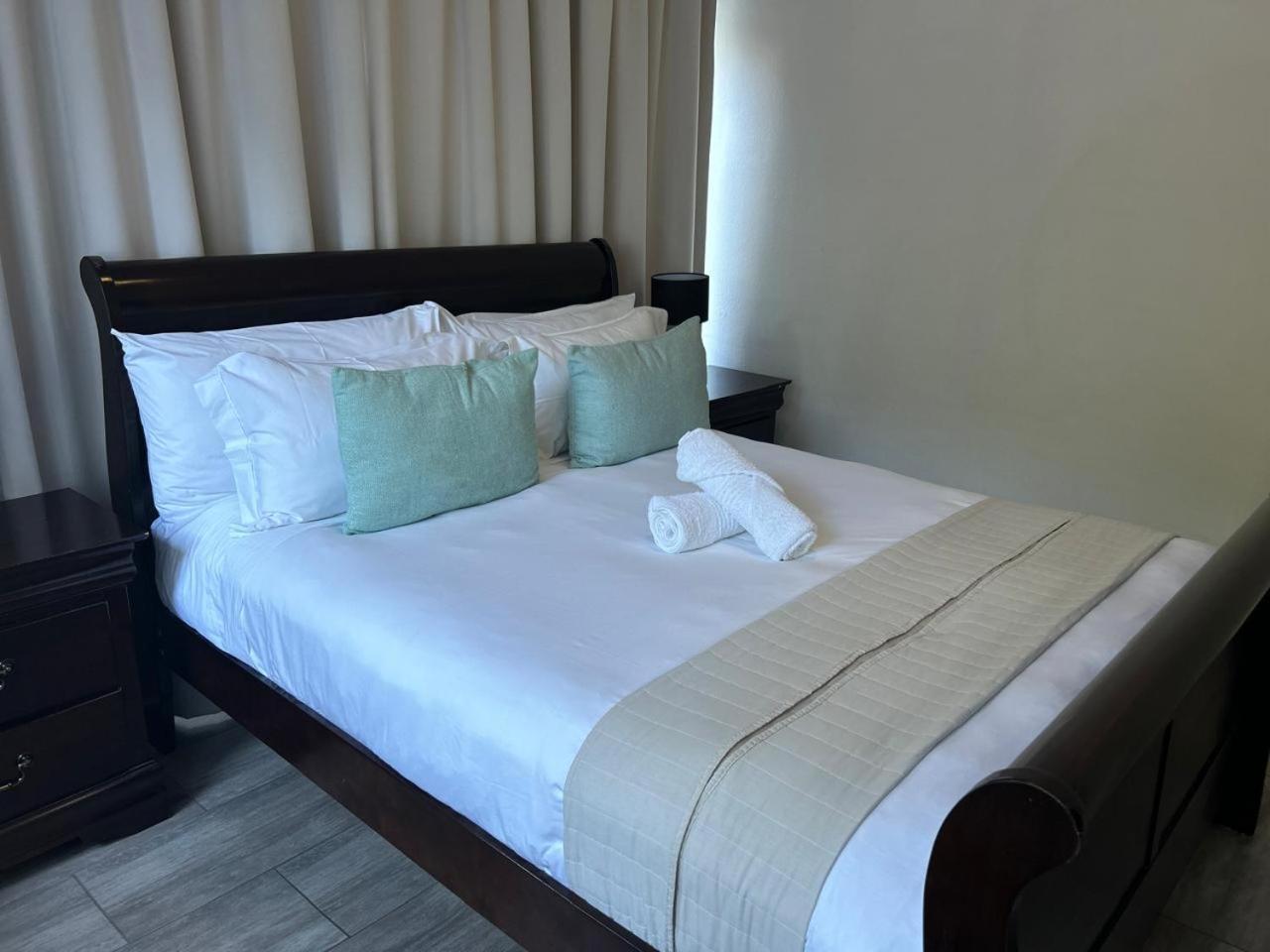 Calla Lily Guesthouse Mbombela Exterior photo